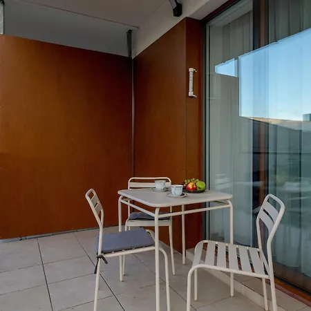 Flamingo Z Balkonem Blisko Plazy Seaview By Rent Like Мендзыздрое